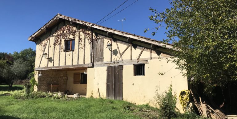 Ancien relais de poste à vendre Mauvezin 32 Gers